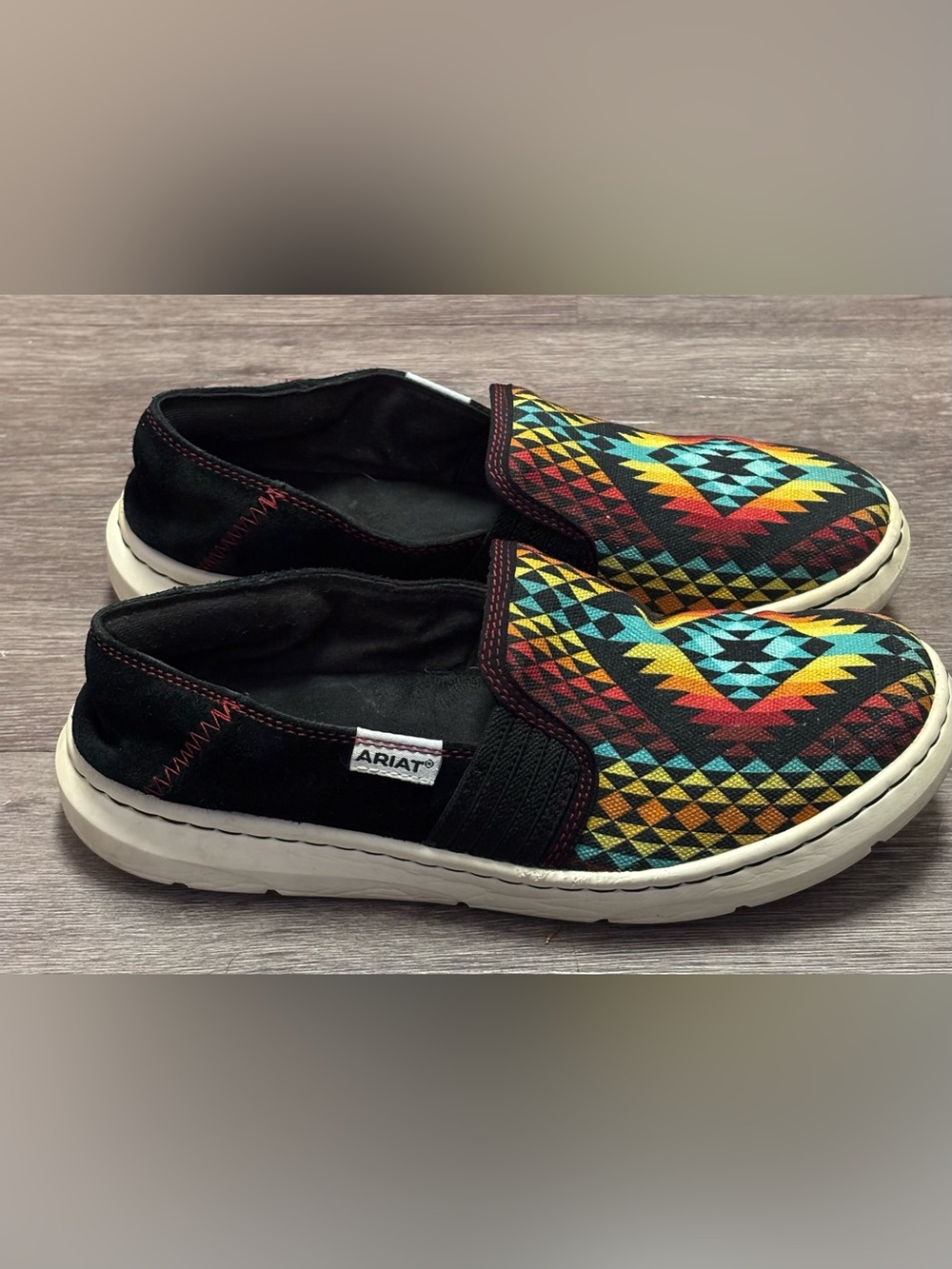 Ariat Women's Cruiser Black Southwestern Aztec Slip On Shoes Size 8.5